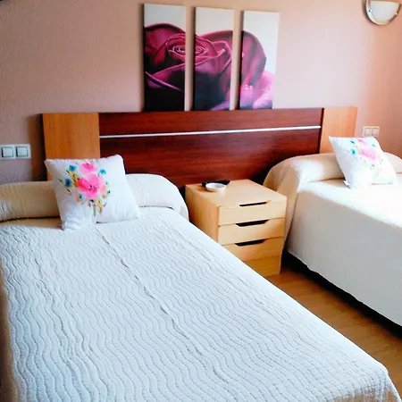 Maison d'hôtes Restaurante La Del Duque Villalbilla de Burgos